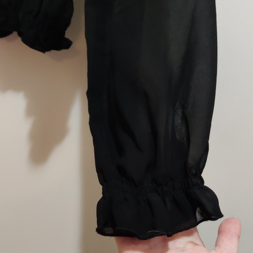 Hippie Rose Elegant Black Blouse - Picture 5 of 5